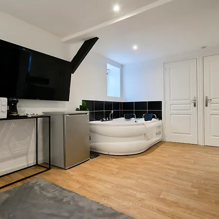 Ng Prestige - Lille I Tourcoing I Haute - Balneo - Netflix Exterior foto