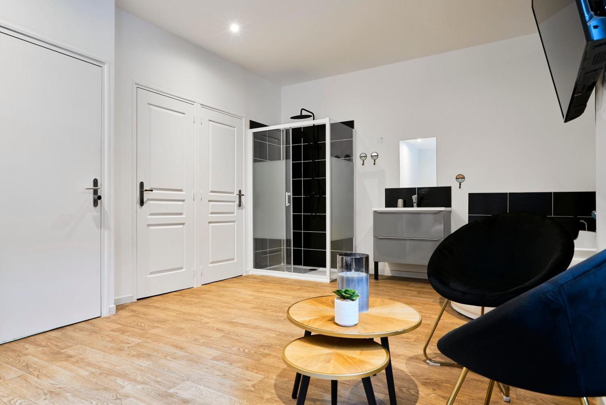 Ng Prestige - Lille I I Haute - Balneo - Netflix Apartment